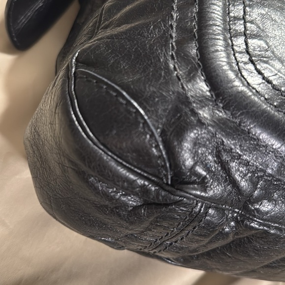 Chloe Shoulder Bag - Picture 10 of 13